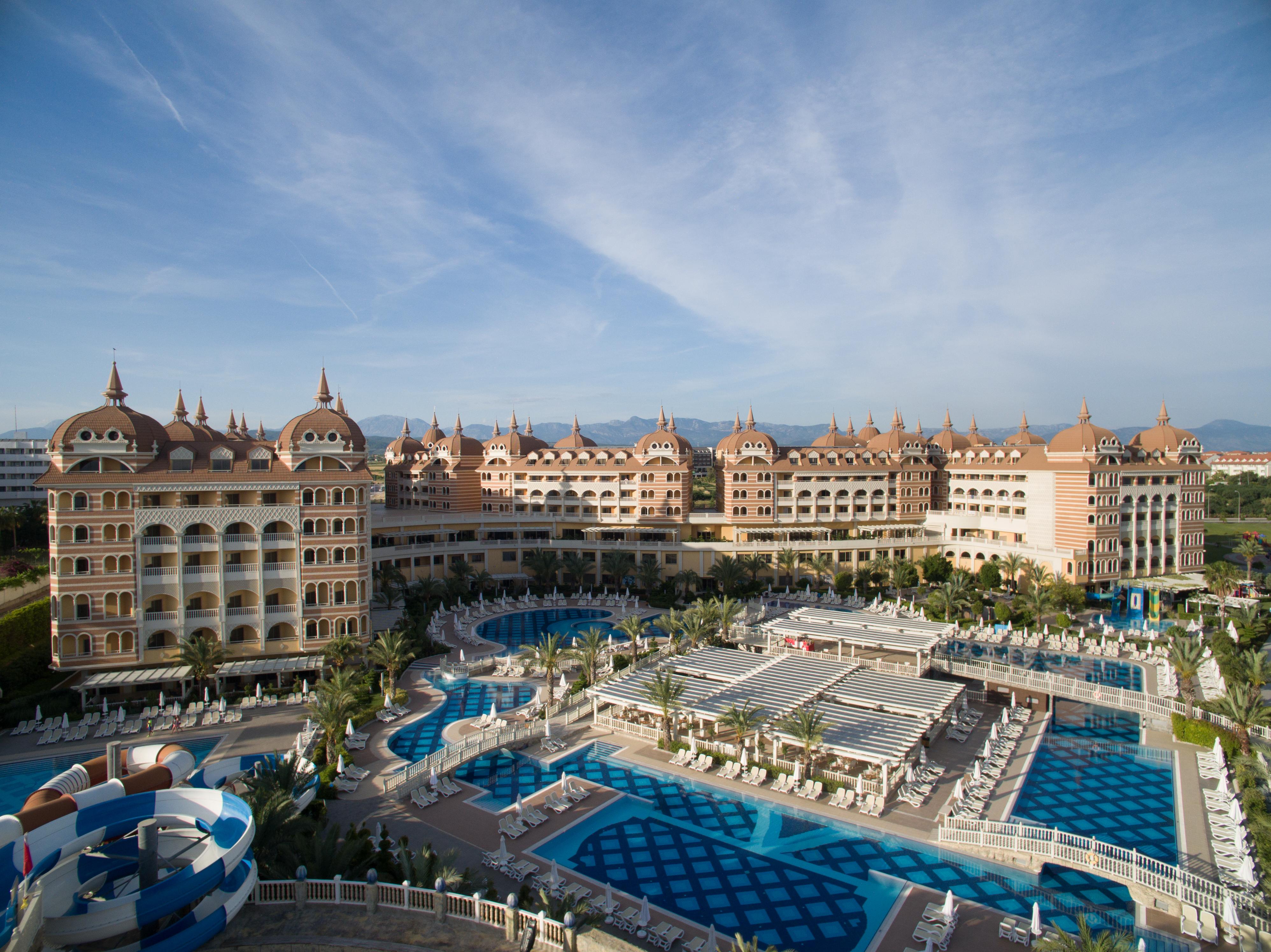 Resort Royal Alhambra Palace Side